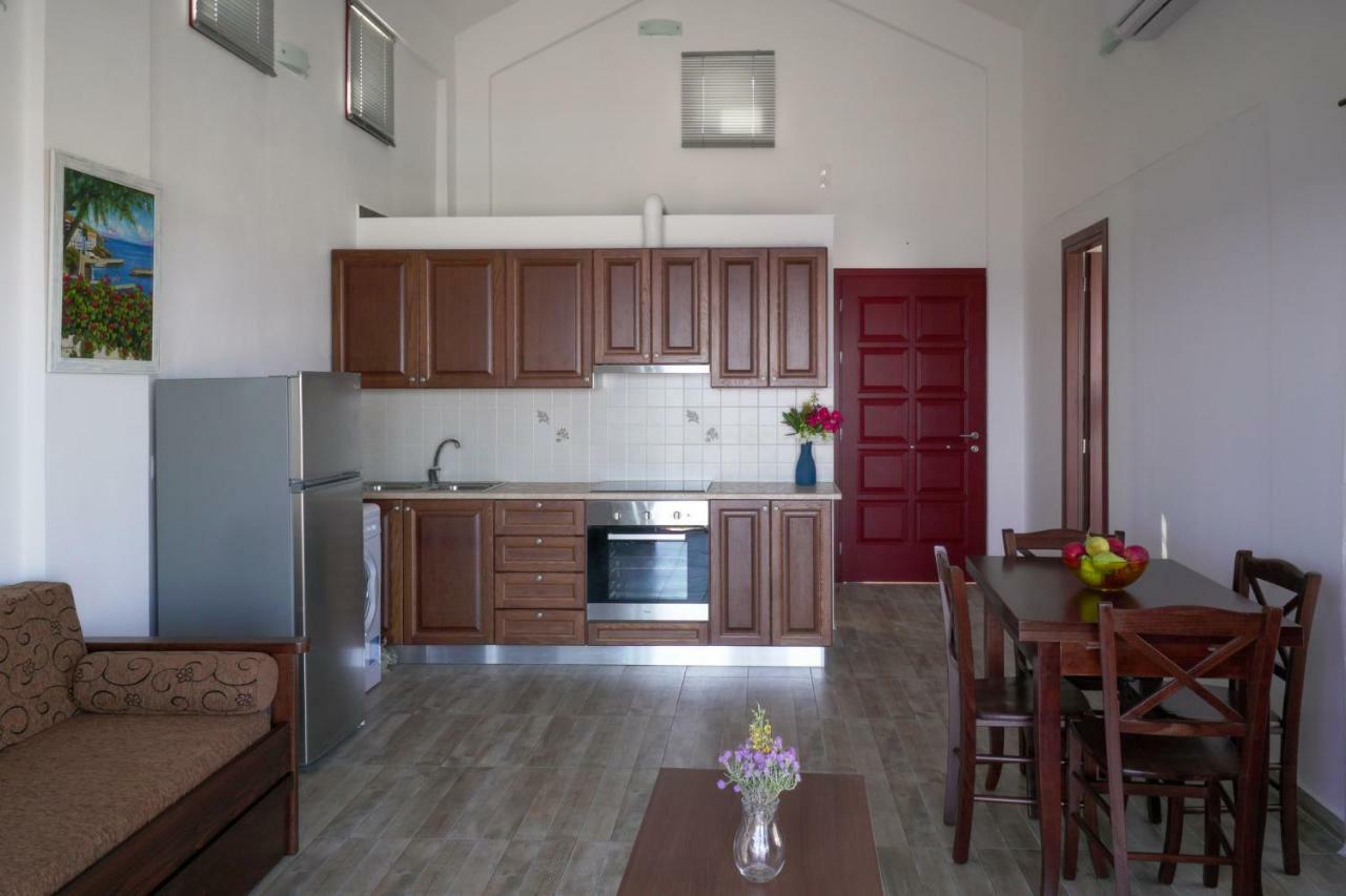 Anefanti Villas Ágios Kírykos Exteriör bild